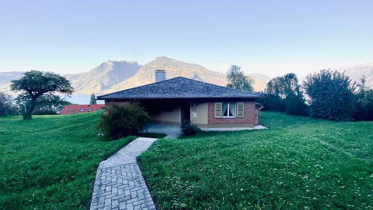 Holiday home Lakeview Little House Krattigen